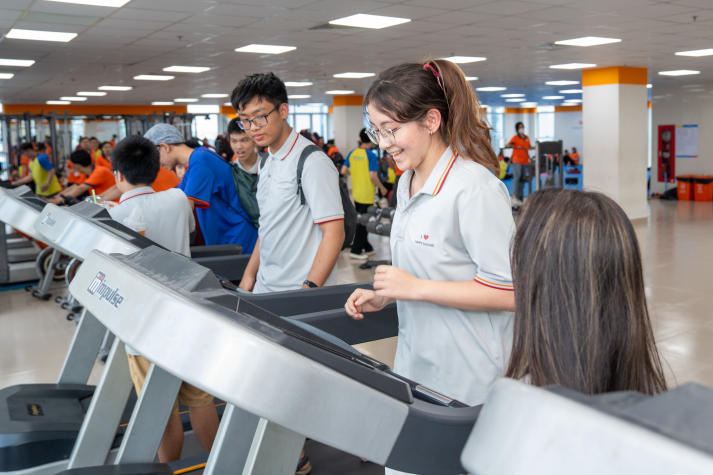 Học sinh Einstein School Vũng Tàu hào hứng trải nghiệm môi trường học tập hiện đại tại HUTECH 35
