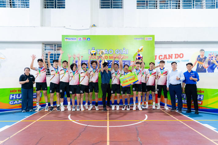 [HUTECH Games 2026] Viện Kỹ thuật lội ngược dòng ngoạn mục, giành ngôi vương Bóng chuyền nam 105