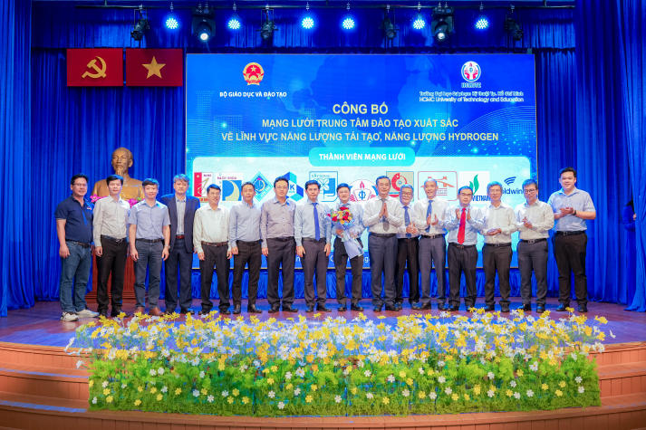 HUTECH joins the network of technology excellence training centers 40