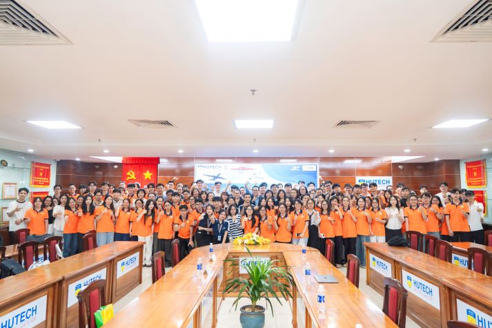 Sinh viên HUTECH nhập cuộc sân chơi “Tài năng trẻ Logistics Việt Nam 2025”, sẵn sàng khẳng định bản lĩnh 67