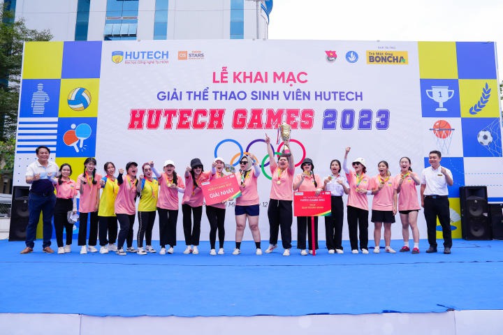 Sinh viên HUTECH sôi nổi tranh tài tại khai mạc HUTECH GAMES 2023 275