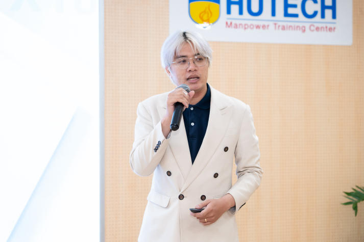 Đoàn viên HUTECH nâng cao kỹ năng làm chủ công nghệ trong kỷ nguyên số 98