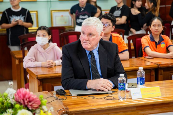 HUTECH chính thức ra mắt CLB nói tiếng Anh “HUTECH English Speaking Club” - HESC 20