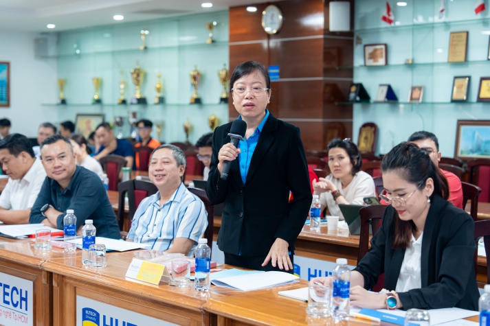 Khối thi đua 12 Liên đoàn Lao động TP.HCM nâng cao kỹ năng tổ chức hoạt động công đoàn năm học 2024-2025 tại HUTECH 64