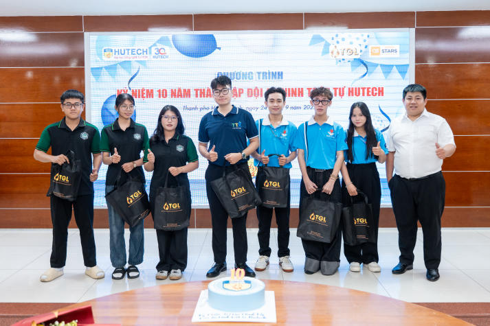 Đội An ninh trật tự HUTECH kỷ niệm 10 năm thành lập: Một thập kỷ cống hiến và trưởng thành 35