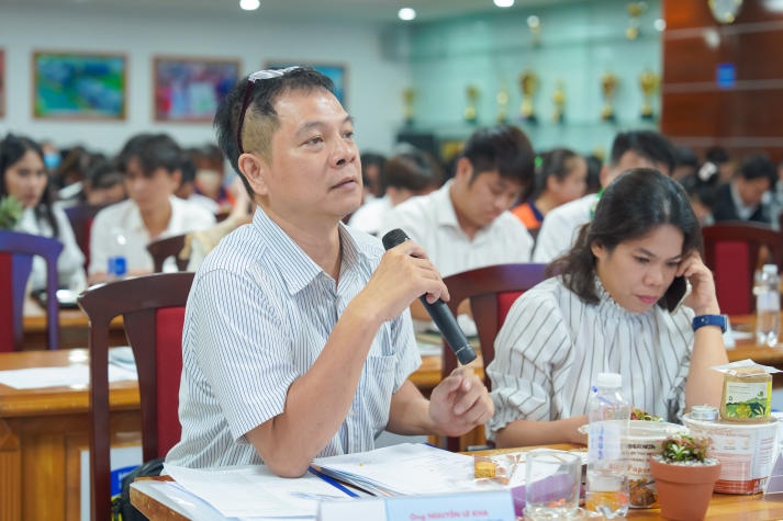 “Sếp lớn” đến tận trường truyền bí kíp nghề nghiệp: đặc quyền của sinh viên HUTECH 131