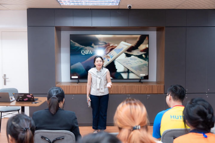 Khám phá ngành sáng tạo tại InBold: Hành trang quý giá cho sinh viên Marketing I-HUTECH 61