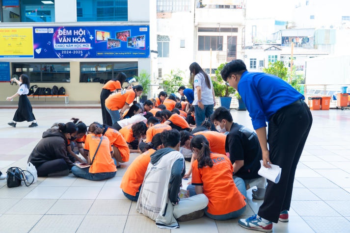 “Hướng về 5 tốt” với loạt thử thách thú vị cùng sinh viên Khoa Khoa học Xã hội và Quan hệ Công chúng 21