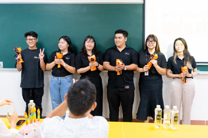 7 năm - Một hành trình: “Thế hệ +” CLB Nhiếp ảnh HUTECH viết tiếp câu chuyện đam mê 80