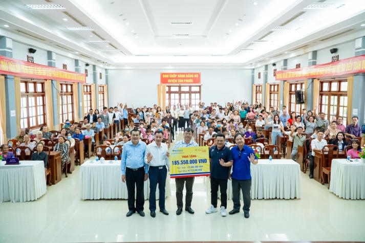 HUTECH viết tiếp hành trình thiện nguyện “Cho đi là còn mãi” tại tỉnh Tiền Giang 177