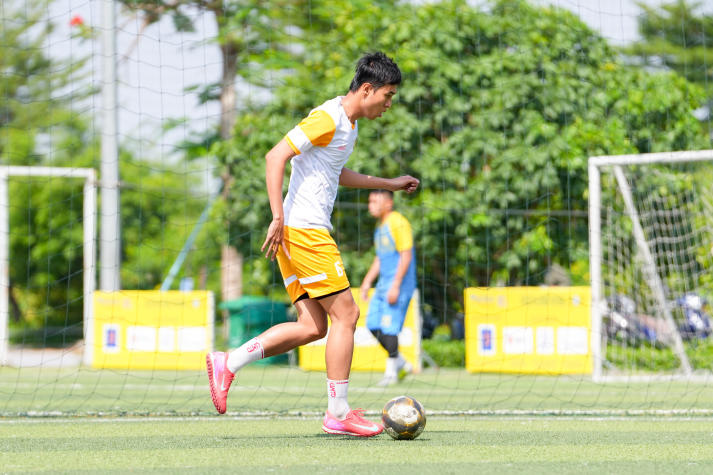 [Video] An Phú Khang FC đăng quang HUTECH Alumni Football 2025, khép lại mùa giải thành công rực rỡ 34