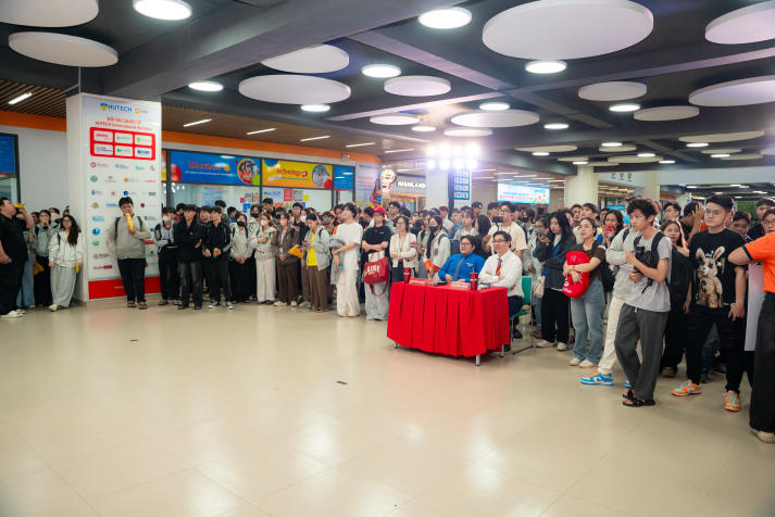 Fire Power Crew đăng quang cuộc thi The Jolly Stars 10