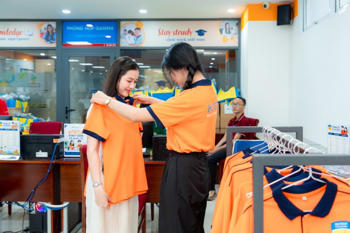 Anh chị chọn HUTECH, em tiếp bước: Niềm tin được nối dài 49