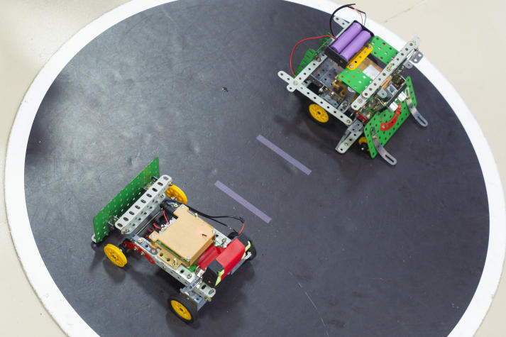 Sinh viên HUTECH ghi dấu ấn với loạt sản phẩm từ các sân chơi kỹ thuật - công nghệ 56