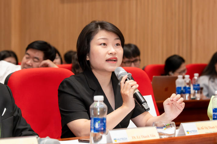 [Video] Khi sinh viên Khoa Quản trị kinh doanh nhập vai nhà tuyển dụng thực thụ 23