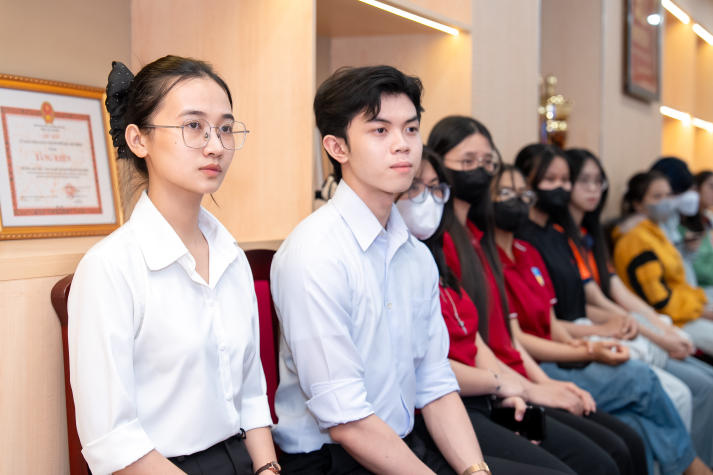 [Video] Sinh viên Khoa Luật lan tỏa tinh thần thượng tôn pháp luật 152