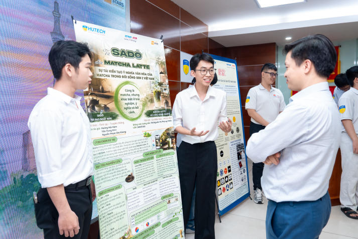 Sinh viên VJIT giải mã sắc màu văn hóa Nhật Bản qua ngôn ngữ poster 34