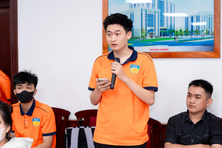 [Video] Sinh viên Khoa Tài chính - Thương mại đón đầu xu hướng công nghệ tài chính phi tập trung 112