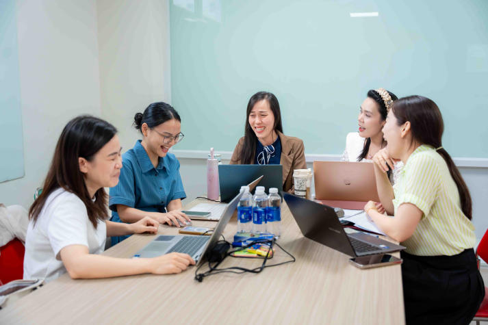 VJIT nâng cao năng lực giảng dạy cho giảng viên qua tập huấn học phần “Tư duy thiết kế dự án” 80