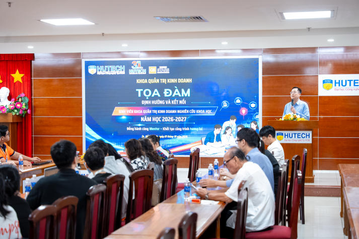 Sinh viên Quản trị kinh doanh tìm điểm khởi đầu cho công trình nghiên cứu 19