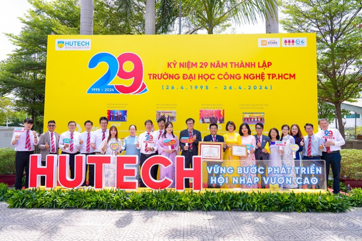 [Video] HUTECH proudly celebrated the 29th establishment anniversary: Steady growth - Prosperous integration 29
