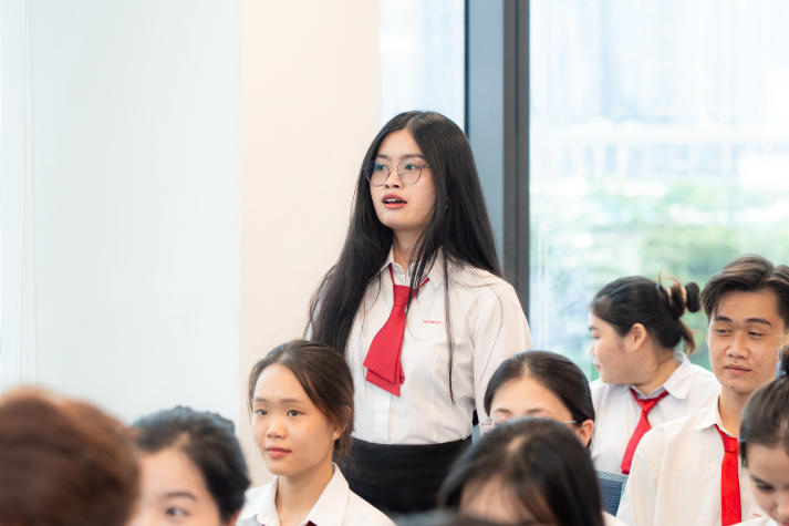 Trải nghiệm chuẩn “5 sao” tại Hilton Saigon của sinh viên Khoa Quản trị Du lịch - Nhà hàng - Khách sạn 77