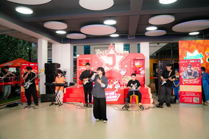 Fire Power Crew đăng quang cuộc thi The Jolly Stars 47