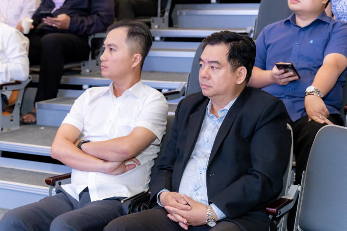 Viện trưởng VJIT HUTECH mang mô hình đồng sáng tạo đại học - doanh nghiệp đến cộng đồng startup và SME TP.HCM 54