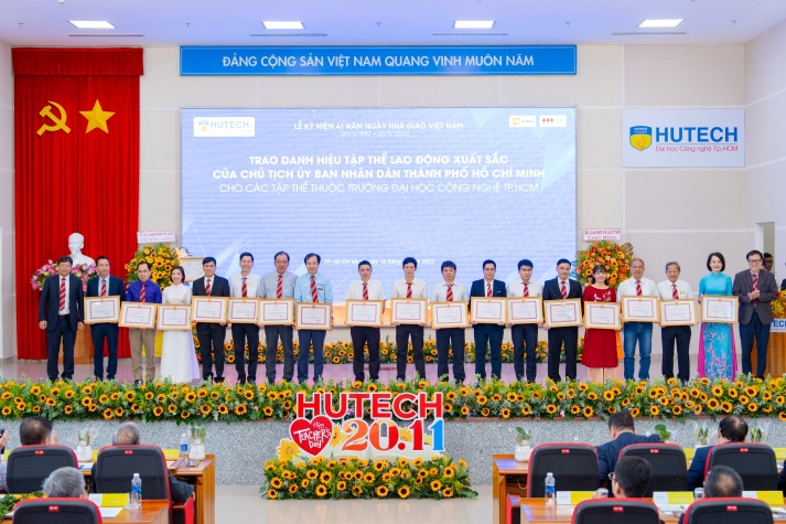 [Video] HUTECH long trọng tổ chức Lễ kỷ niệm 41 năm Ngày Nhà giáo Việt Nam 114