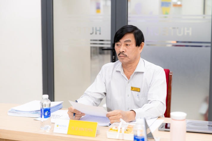 Nhiều sáng kiến giáo dục thực tiễn tại buổi bảo vệ luận văn Thạc sĩ ngành Ngôn ngữ Anh 28