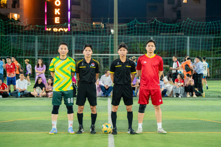 [Hội thao CB-GV-NV HUTECH 2025]: VPT-VPHĐT-P.NS-TT.KĐ-ĐBCL-B.TTr-TT.IT đăng quang ngôi vương Bóng đá nam 29