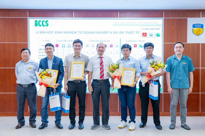 Sinh viên Khoa Xây dựng HUTECH định hướng nghề Xây dựng trong thời kỳ chuyển đổi số cùng chuyên gia 37