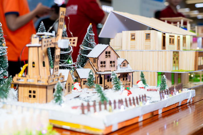 Sinh viên HUTECH ghi dấu ấn với loạt sản phẩm từ các sân chơi kỹ thuật - công nghệ 77