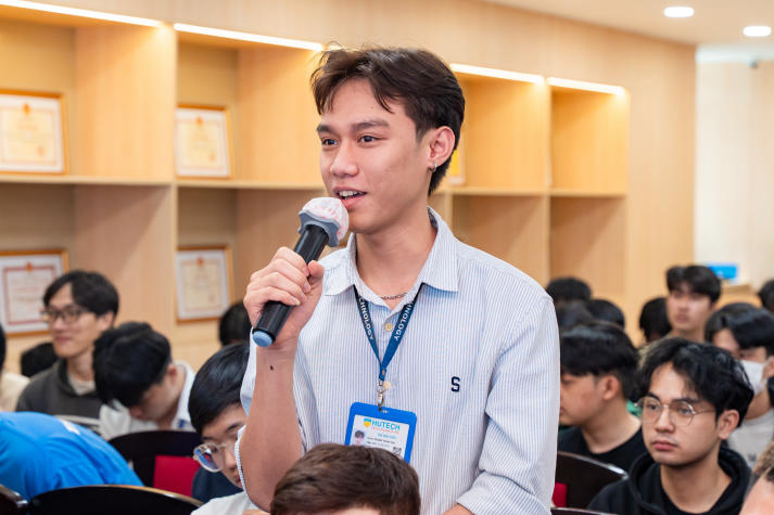 Định hướng nghề IT: Nắm bắt xu hướng, làm chủ tương lai cùng sinh viên Khoa Công nghệ thông tin 68