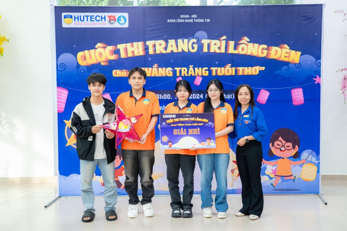 Hào hứng trang trí lồng đèn, IT-ers HUTECH thắp sáng niềm vui Trung thu cho trẻ em khó khăn 74