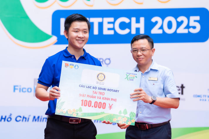 Lễ ra quân Mùa hè xanh HUTECH 2025: Sắc áo xanh tình nguyện vì cộng đồng 37