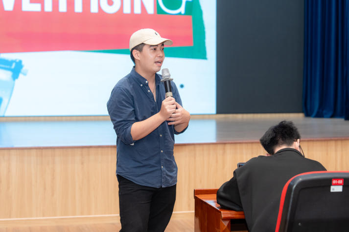 Hiểu khách hàng để làm Marketing: Bài học thực chiến của sinh viên Khoa Truyền thông - Thiết kế 42