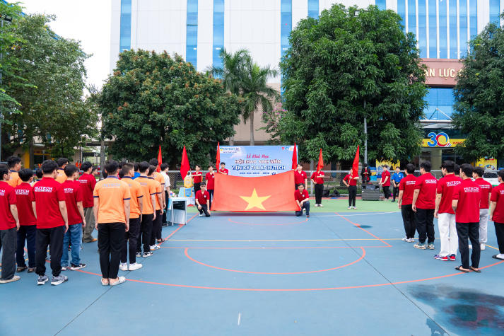 Sinh viên Viện Kỹ thuật khuấy động Hội thao 2025-2026 với tinh thần nhiệt huyết 13