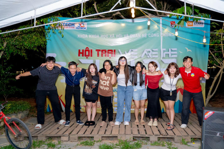 Hội trại “We Are The Future” - Dấu ấn tuổi trẻ Khoa Khoa học Xã hội và Quan hệ Công chúng 101