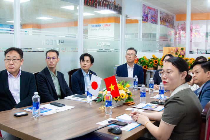 VJIT kết nối doanh nghiệp Nhật Bản, chuẩn bị “bộ kỹ năng” làm việc và thực tập tại Nhật cho sinh viên 50
