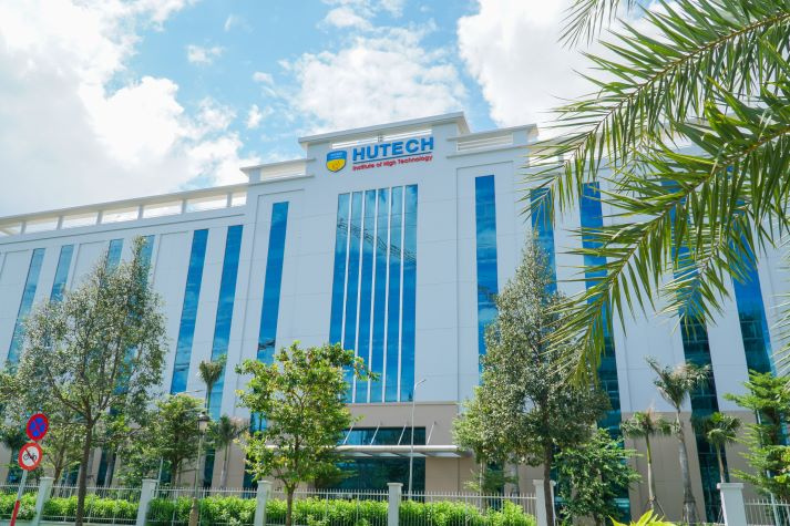 [HUTECH 31 năm] HUTECH tuổi 31: Vững nền tảng bản sắc, rộng mở tầm phát triển 24