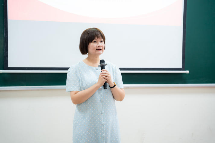 “Sáng mãi gương Người” - thắp sáng lý tưởng đẹp trong sinh viên HUTECH 10