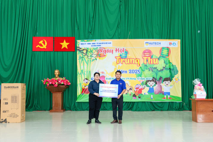 Kết nối yêu thương, HUTECH lan tỏa giá trị đến cộng đồng Bình Khánh 28
