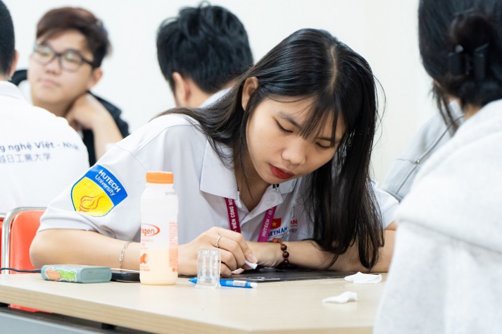 Rung chuông vàng “Nihongo step by step”: Sân chơi ngôn ngữ hấp dẫn cho sinh viên VJIT 41