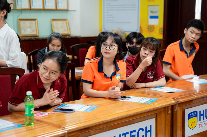 Hiểu và ứng dụng nghi lễ giao tế Trung Hoa trong môi trường hiện đại 45