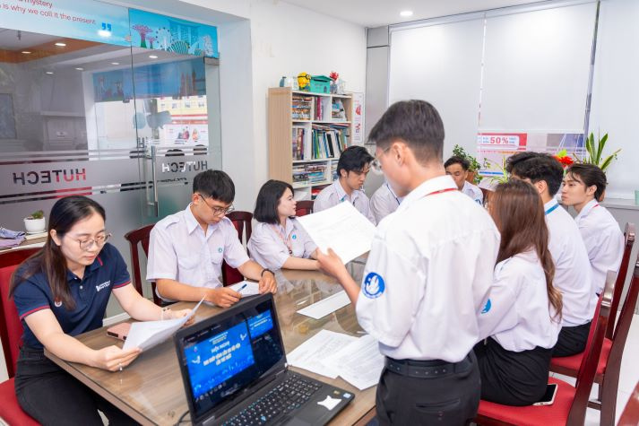 Sôi nổi khí thế tại Đại hội Đại biểu Liên Chi hội Viện Đào tạo Quốc tế lần IV, nhiệm kỳ 2025 - 2028 225