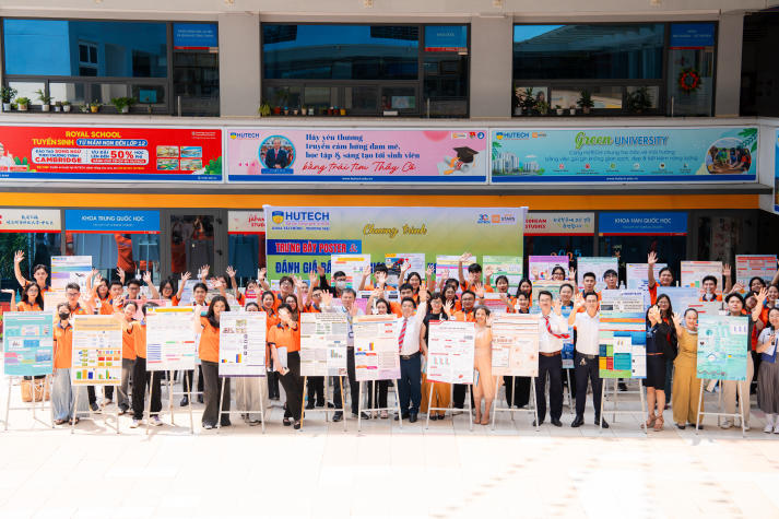 Sáng tạo từ trải nghiệm thực tế: Sinh viên ngành Kinh doanh thương mại báo cáo thực tập bằng poster 6