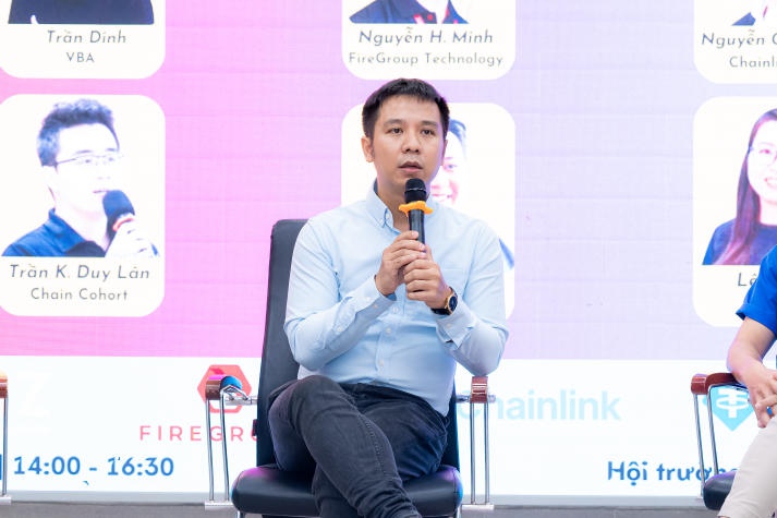 [Video] Sinh viên Khoa Tài chính - Thương mại cập nhật xu hướng ứng dụng công nghệ Fintech & Blockchain trong kinh tế số 168