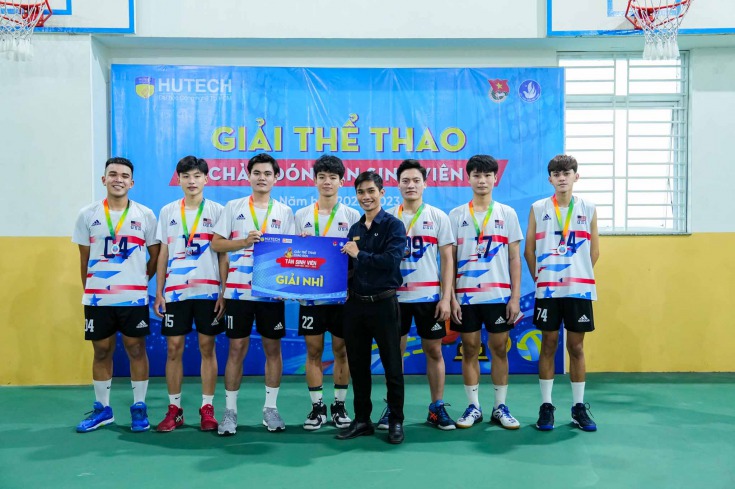 Chủ nhân của những giải thưởng đã lộ diện! HUTECH 3