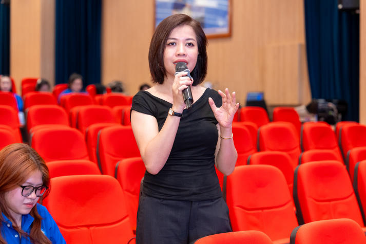 Tân sinh viên Khoa Thú y khởi đầu chặng đường đại học bằng tri thức, công nghệ và lòng trắc ẩn 110